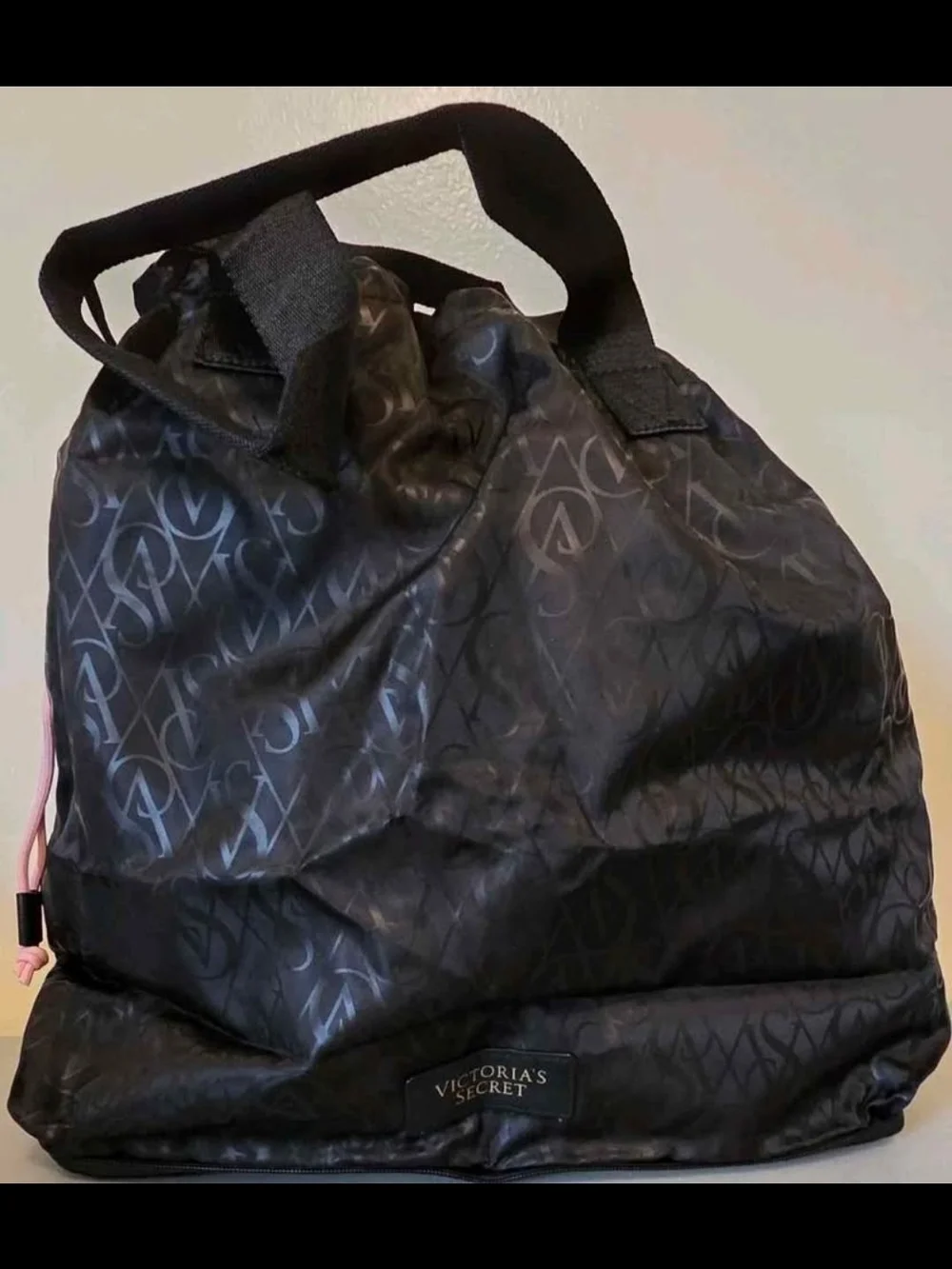 Black Drawstring Women’s Gym Bag with Pink Accents
